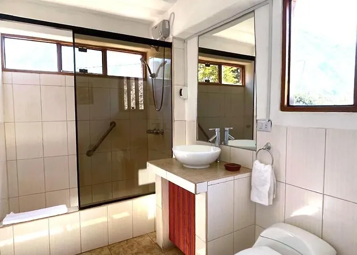 Hotel Piedra Wasi *