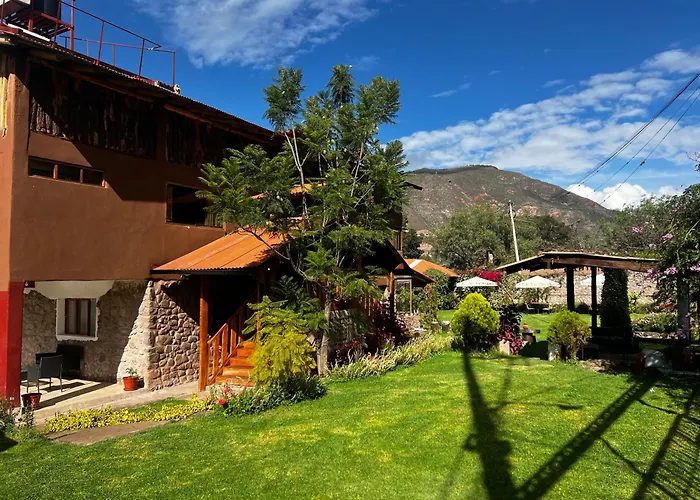 Piedra Wasi Urubamba